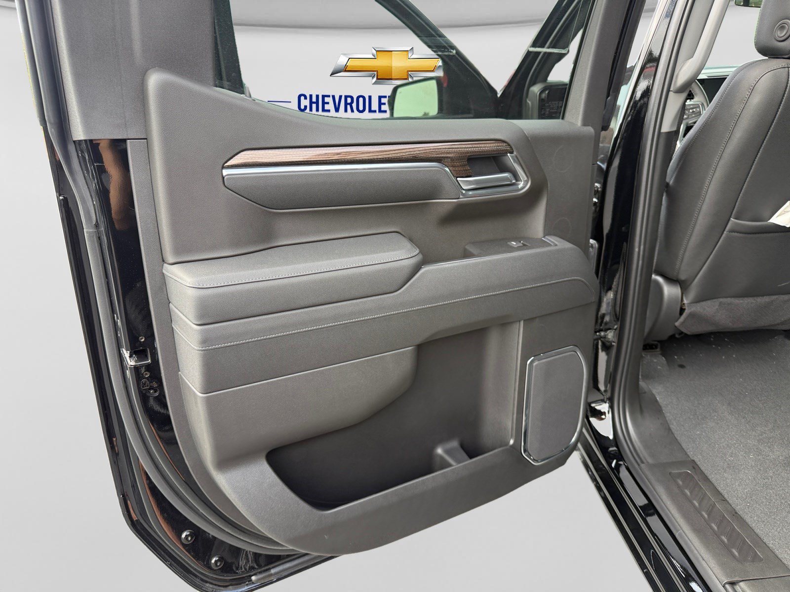 Used 2026 Chevrolet Silverado 1500 LT Trail Boss w/ LT Trail Boss Premium Package AWD/4WD image 20