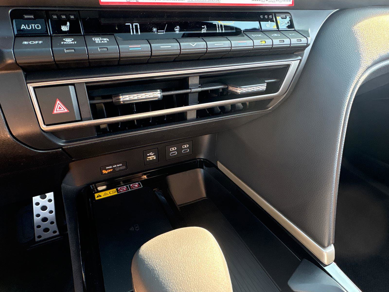 Used 2026 Toyota Camry XSE FWD image 25