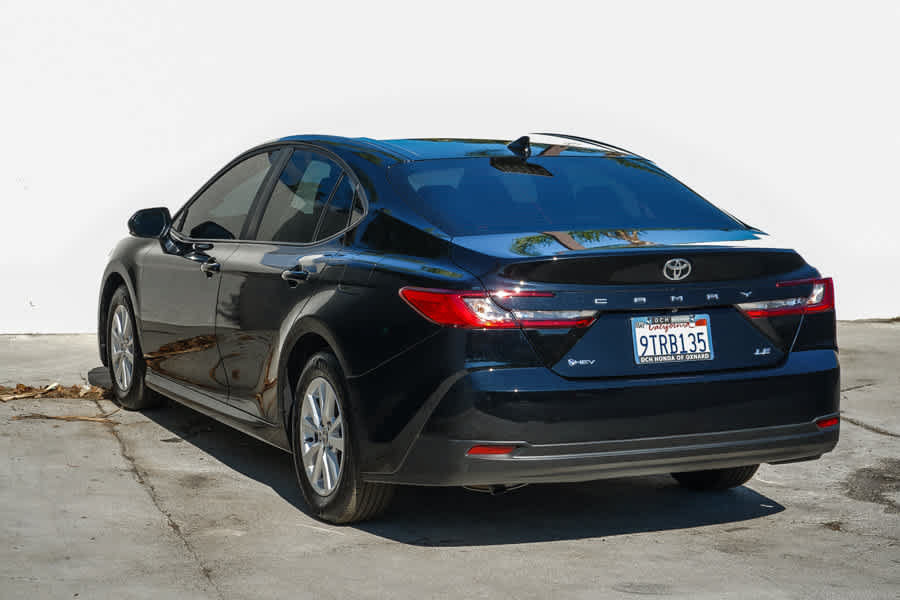 Used 2025 Toyota Camry LE FWD image 6