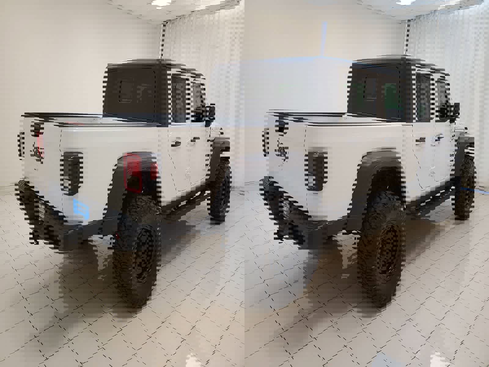 Used 2023 Jeep Gladiator Sport image 25