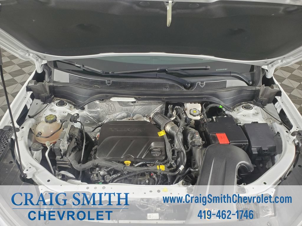 Used 2024 Chevrolet Trax RS w/ Sunroof Package FWD image 9