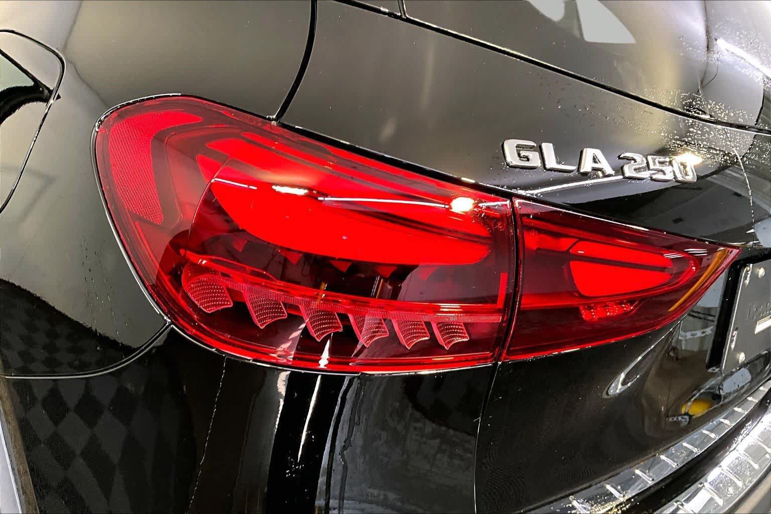 New 2026 Mercedes-Benz GLA 250 4MATIC image 5