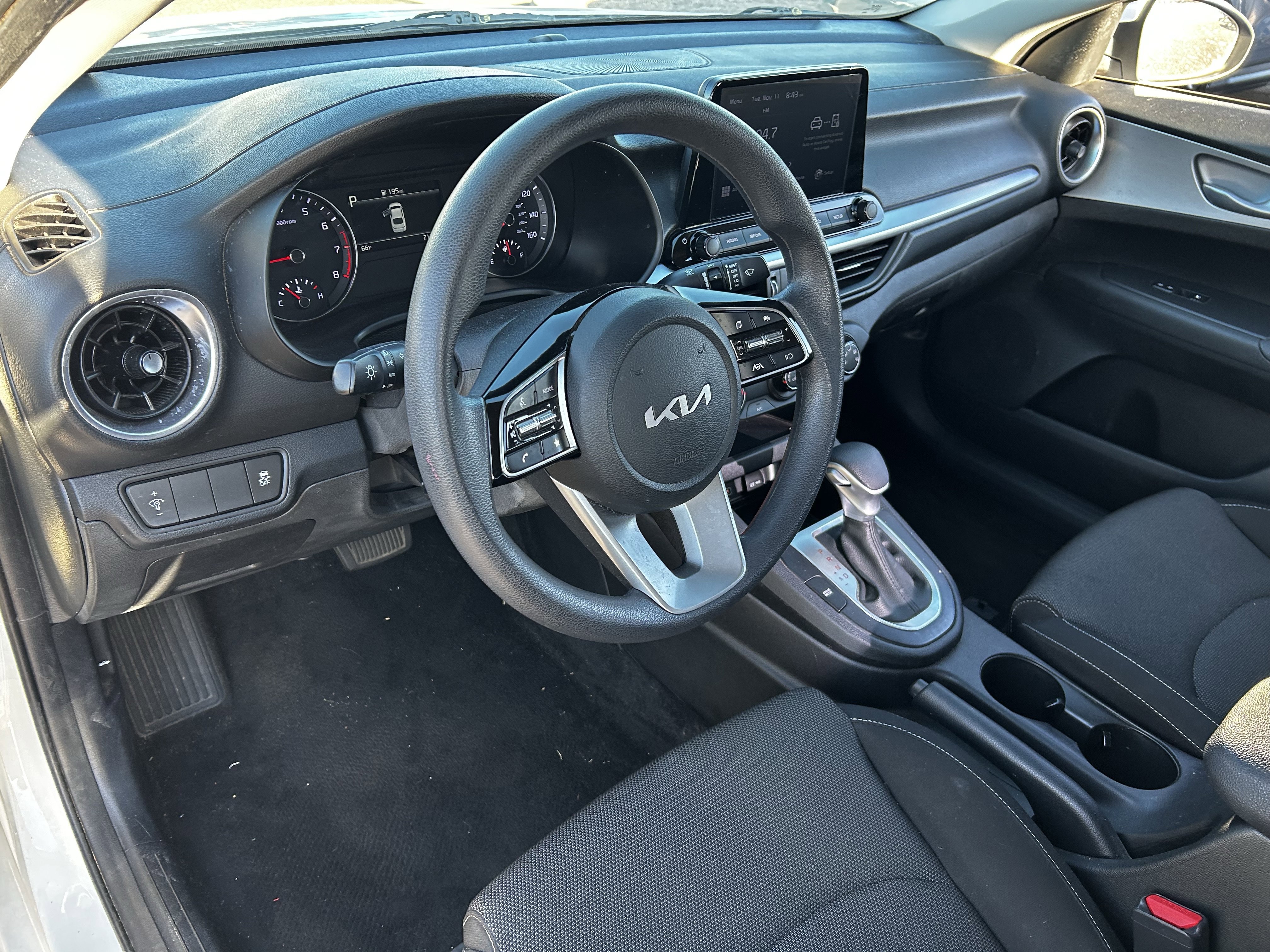 Certified 2022 Kia Forte LXS image 17