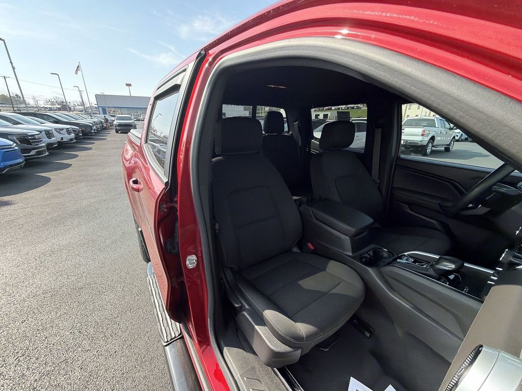 Used 2023 Chevrolet Colorado LT w/ LT Convenience Package II image 30