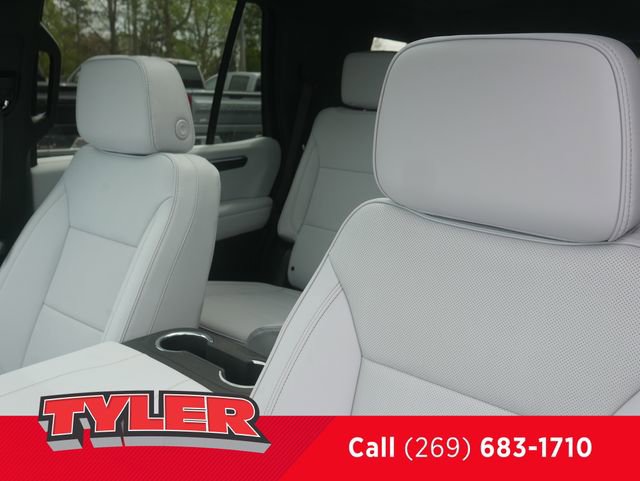 New 2026 Chevrolet Tahoe Premier w/ Sun And Tow Package AWD/4WD image 41