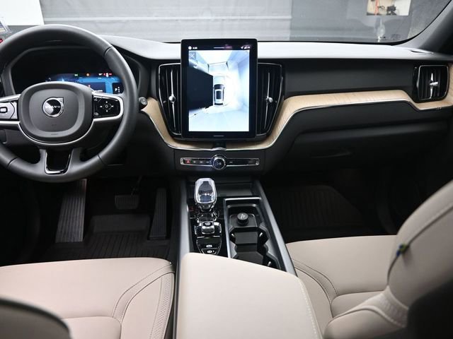 Used 2026 Volvo XC60 B5 Plus w/ Protection Package Premier image 9