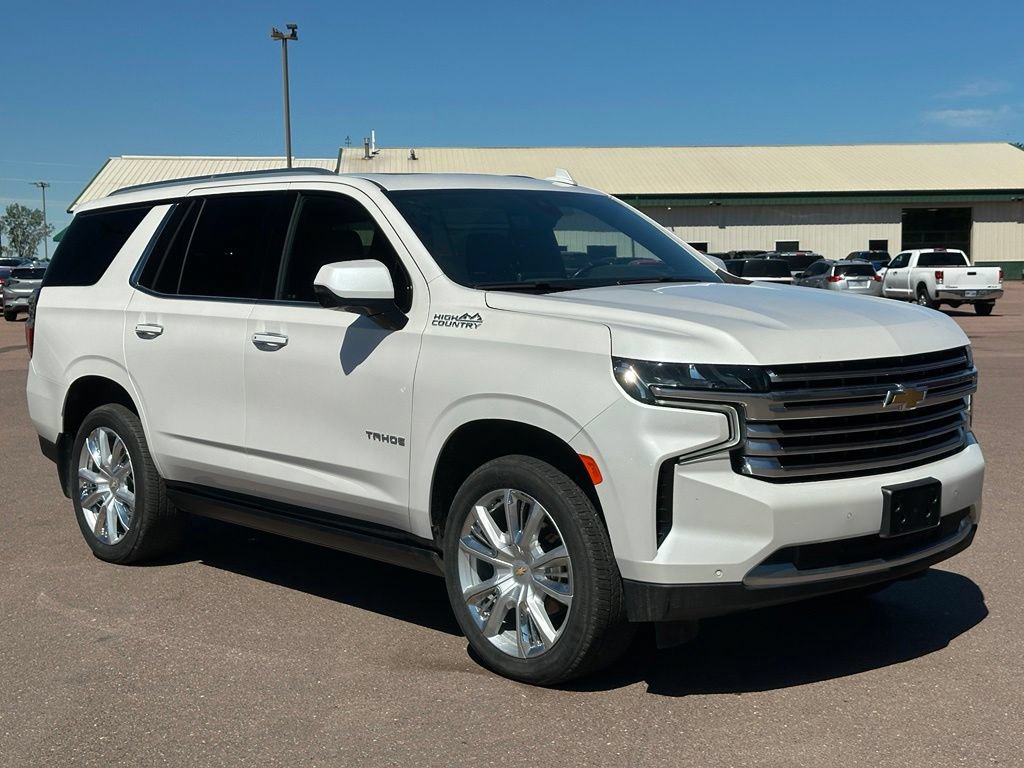 Used 2021 Chevrolet Tahoe High Country w/ Premium Package AWD/4WD image 7