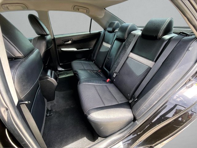 Used 2013 Toyota Camry SE FWD image 26