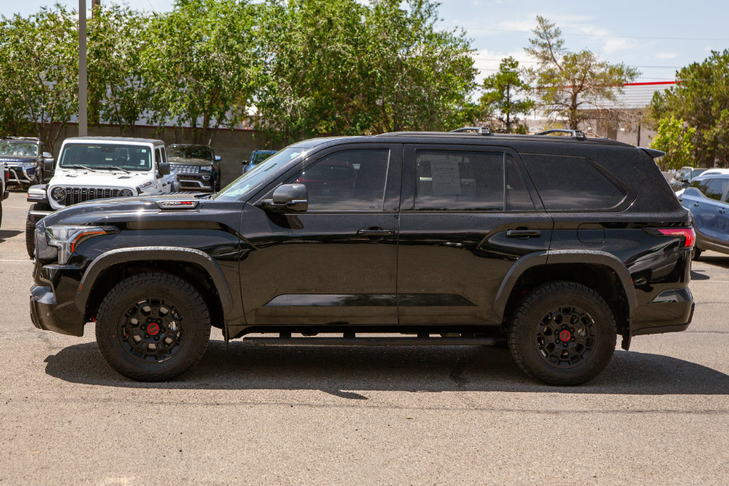Used 2024 Toyota Sequoia TRD Pro AWD/4WD image 8