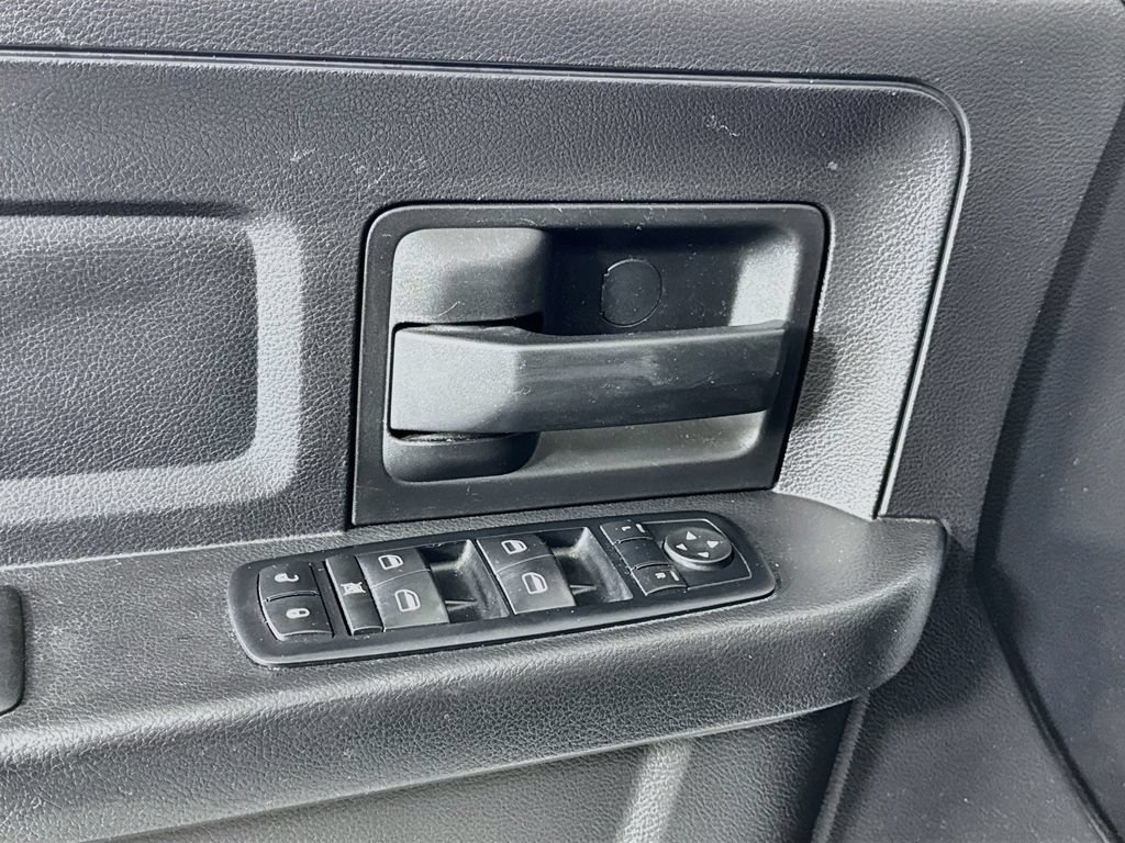 Used 2015 RAM 1500 Tradesman w/ Popular Equipment Group AWD/4WD image 12