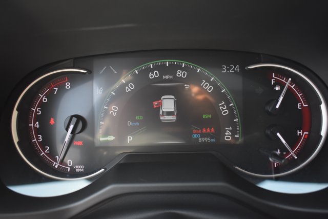 Used 2025 Toyota RAV4 XLE w/ Convenience Package FWD image 23