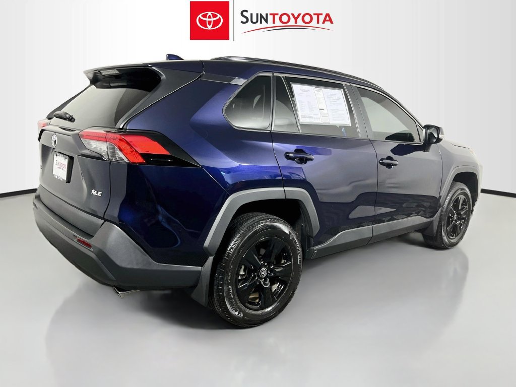 Used 2025 Toyota RAV4 XLE w/ Convenience Package FWD image 3
