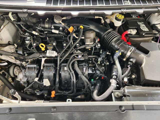 Used 2024 Ford Edge SE w/ Black Appearance Package image 30