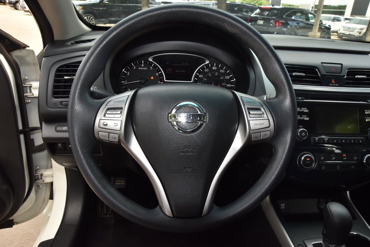 Used 2015 Nissan Altima 2.5 S w/ Power Driver Seat Package FWD image 21