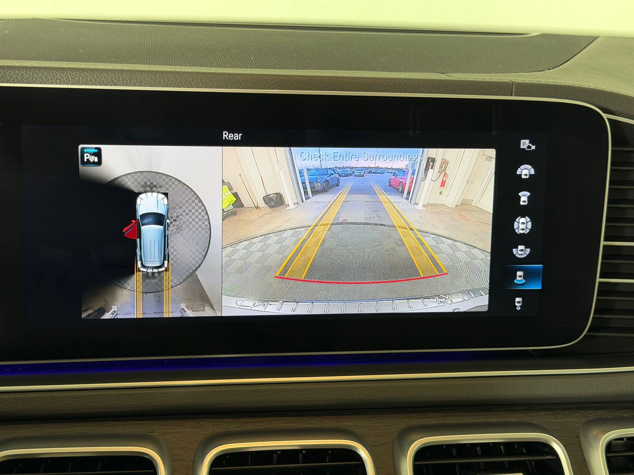 Used 2020 Mercedes-Benz GLE 450 4MATIC image 25