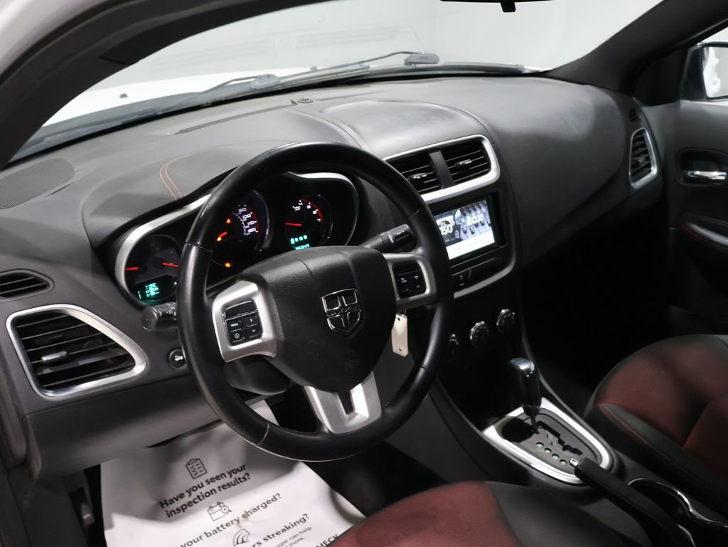 Used 2011 Dodge Avenger Heat image 14