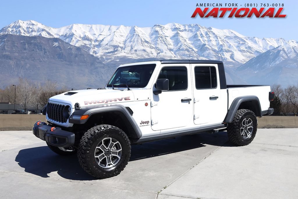 Used 2025 Jeep Gladiator Mojave w/ Convenience Group