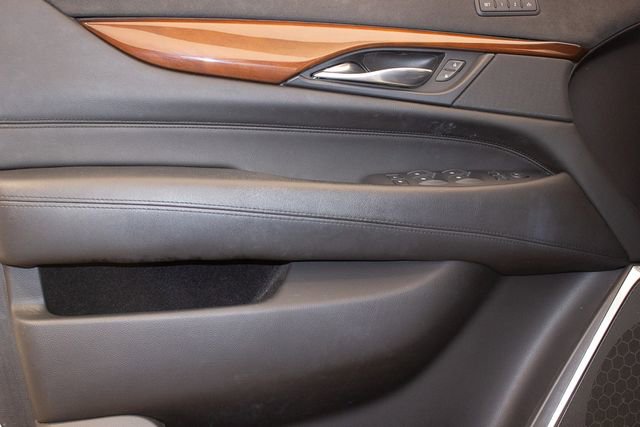 Used 2018 Cadillac Escalade Luxury image 25