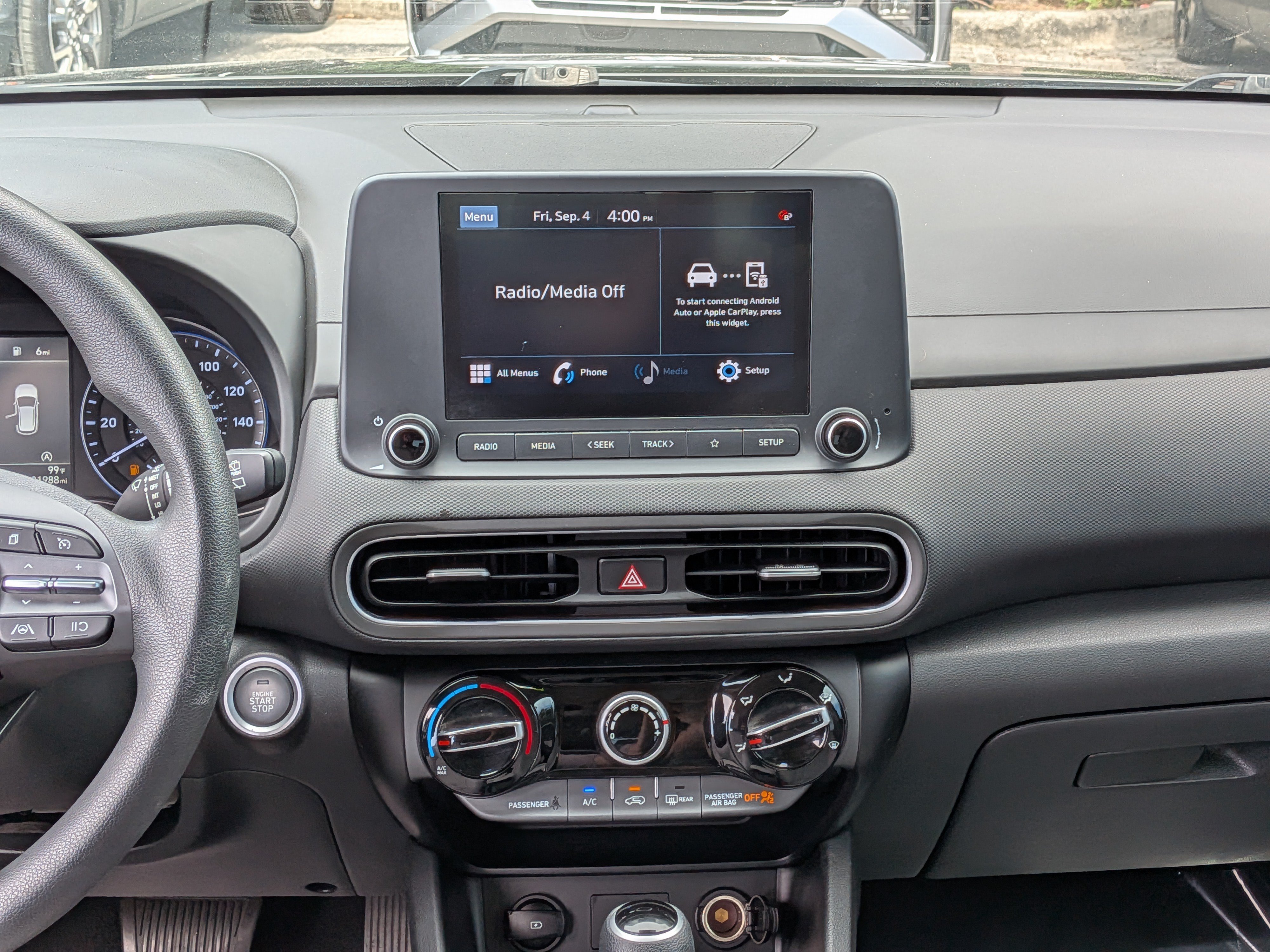 Used 2022 Hyundai Kona SEL FWD image 18