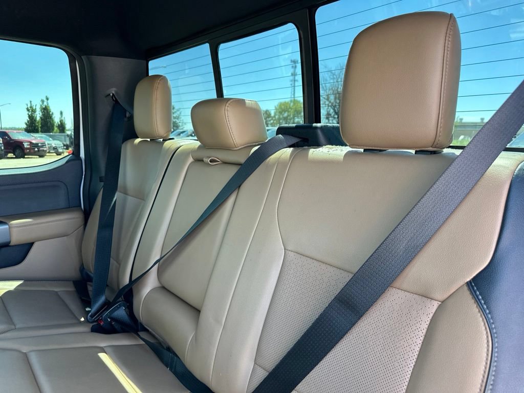 Used 2024 Ford F250 Lariat w/ Sport Appearance Package AWD/4WD image 23