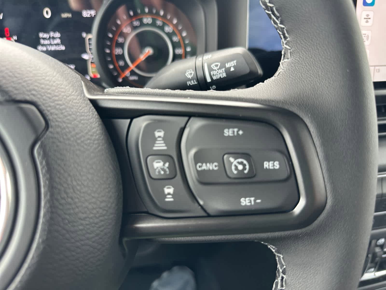 New 2025 Jeep Gladiator Sport w/ Premium Package AWD/4WD image 30