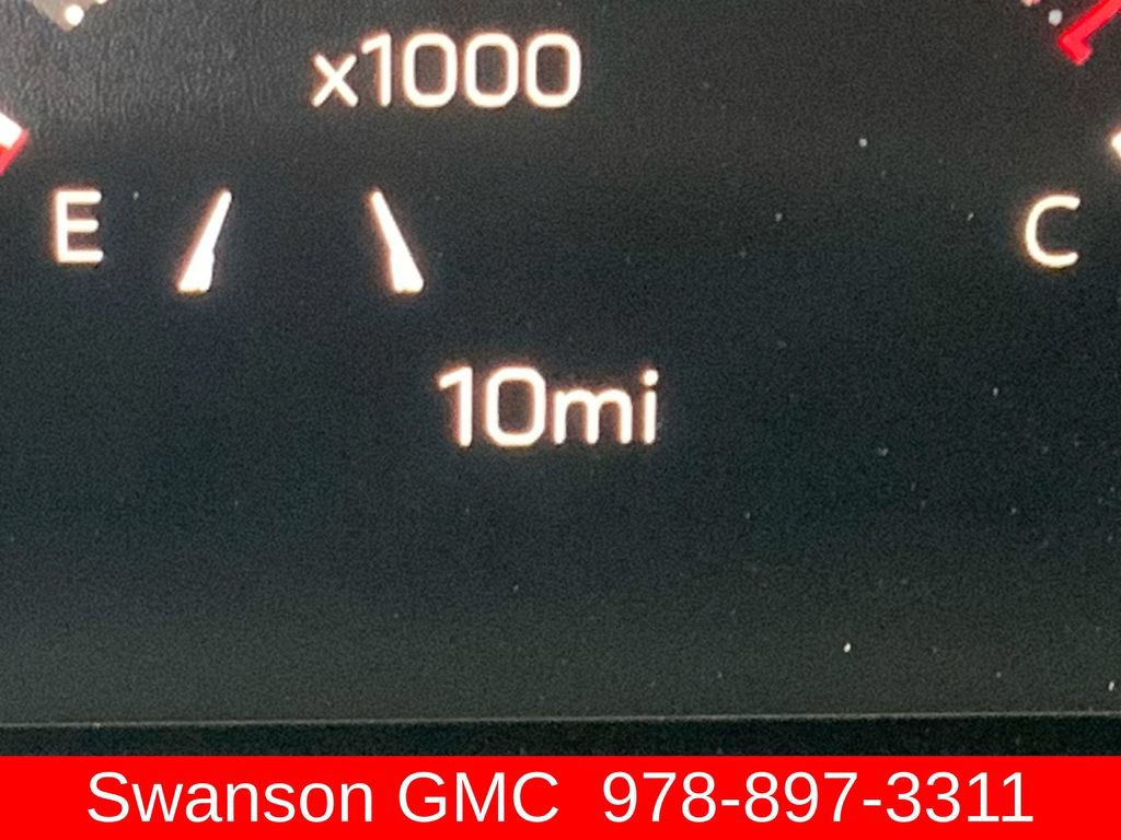 New 2027 GMC Terrain Elevation w/ LPO, Floor Liner Package AWD/4WD image 12