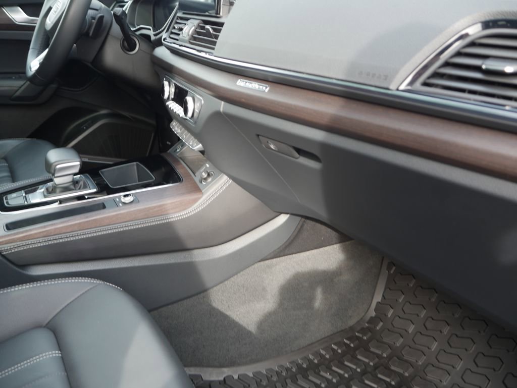 Certified 2023 Audi Q5 2.0T Premium Plus w/ Premium Plus Package image 29