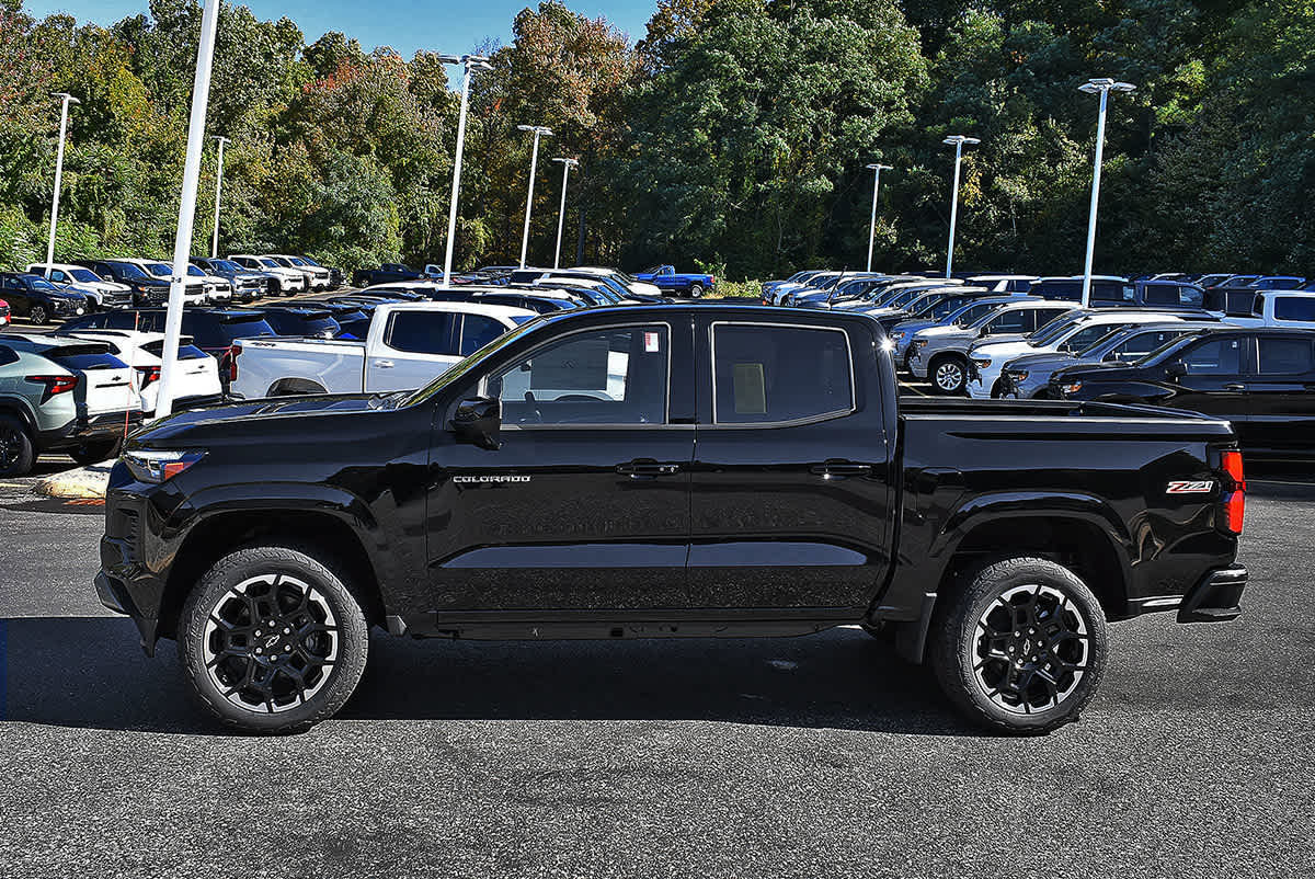 New 2026 Chevrolet Colorado Z71 w/ Technology Package AWD/4WD image 4