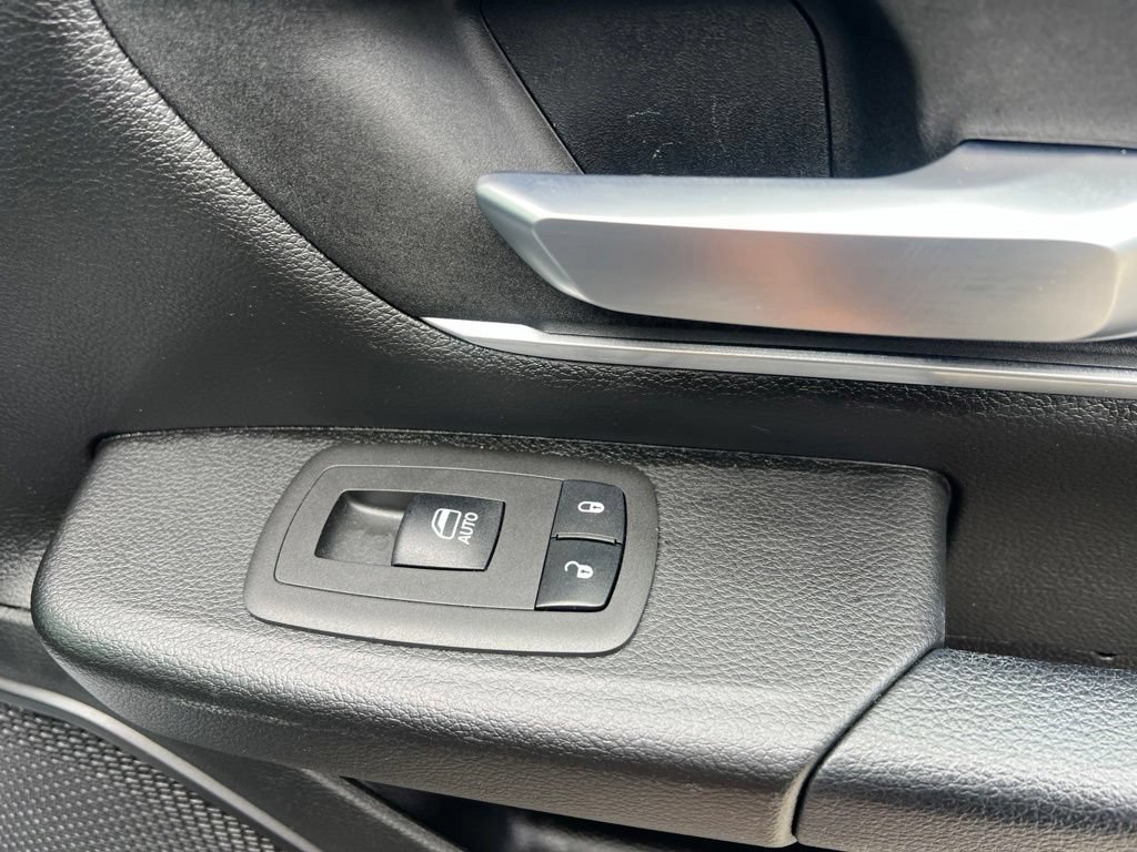 Used 2022 RAM 1500 Big Horn AWD/4WD image 19