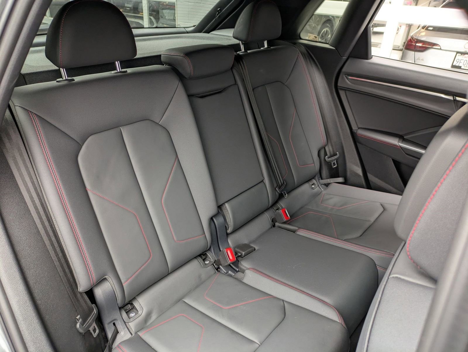 Used 2025 Audi Q3 2.0T Premium Plus w/ Premium Plus Package image 29