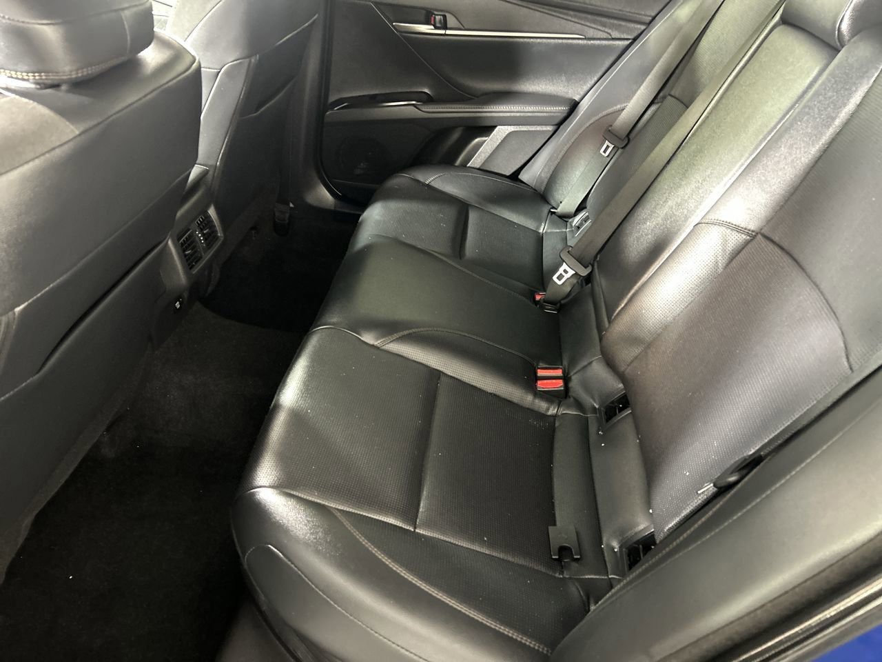 Used 2025 Toyota Camry XLE w/ Premium Plus Package FWD image 25