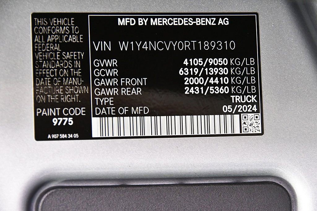 Used 2024 Mercedes-Benz Sprinter 2500 image 11