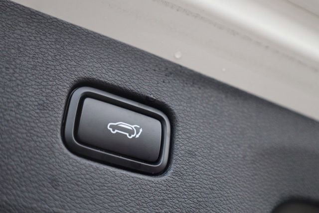 Used 2023 Kia Sportage SX image 38