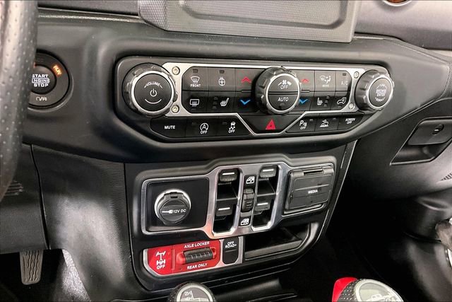 Used 2021 Jeep Gladiator Mojave w/ Cold Weather Group image 14