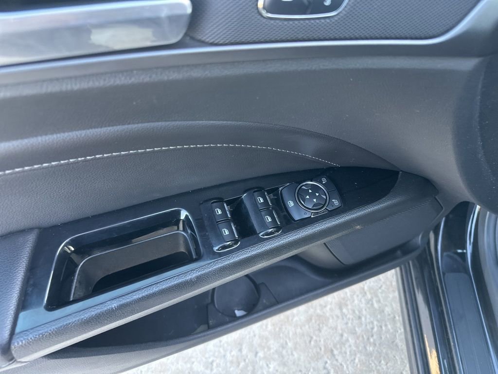 Used 2016 Ford Fusion Titanium image 7