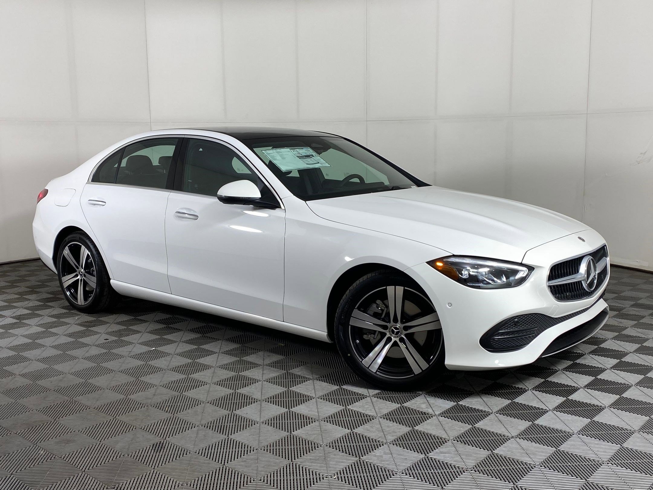 Used 2025 Mercedes-Benz C 300 4MATIC Sedan image 6