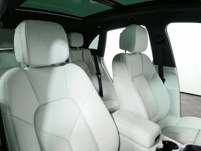 New 2026 Porsche Macan S image 24