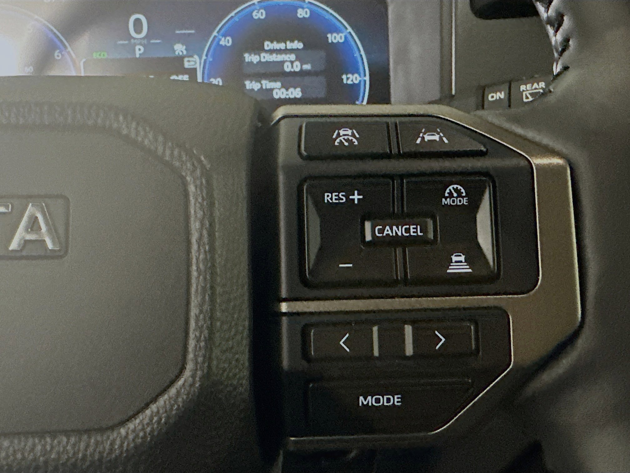 Certified 2025 Toyota Land Cruiser image 17