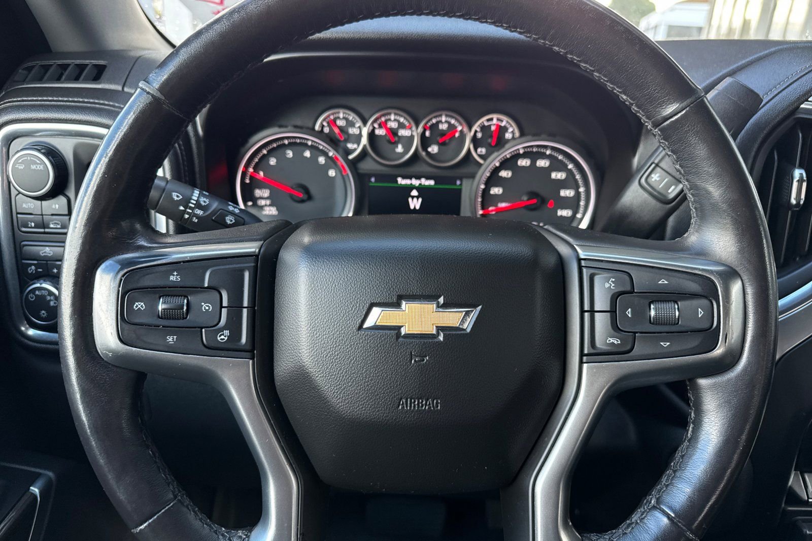 Used 2020 Chevrolet Silverado 1500 LT w/ All-Star Edition image 23