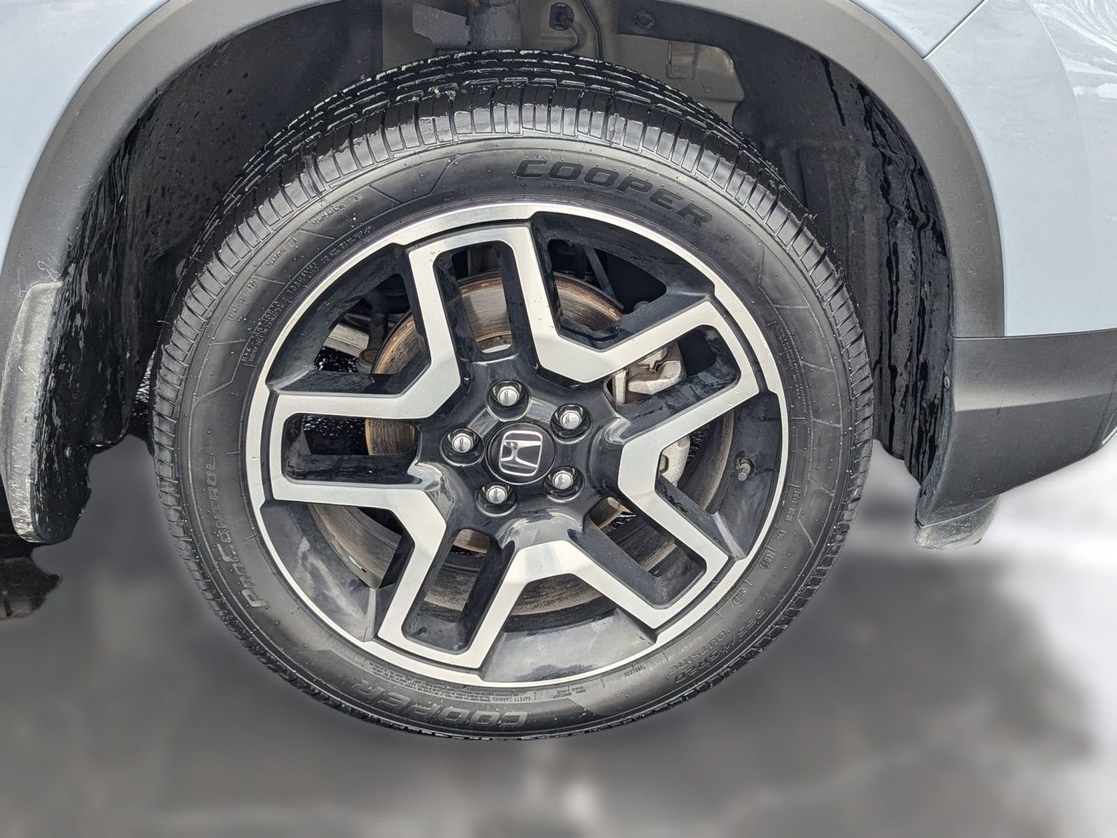 Used 2023 Honda Passport Elite image 11