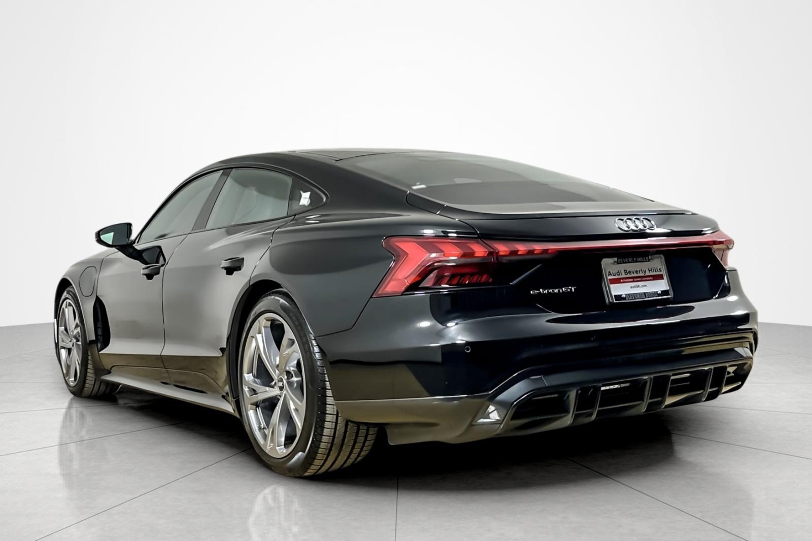 Used 2024 Audi e-tron GT Premium Plus w/ Executive Package AWD/4WD image 3