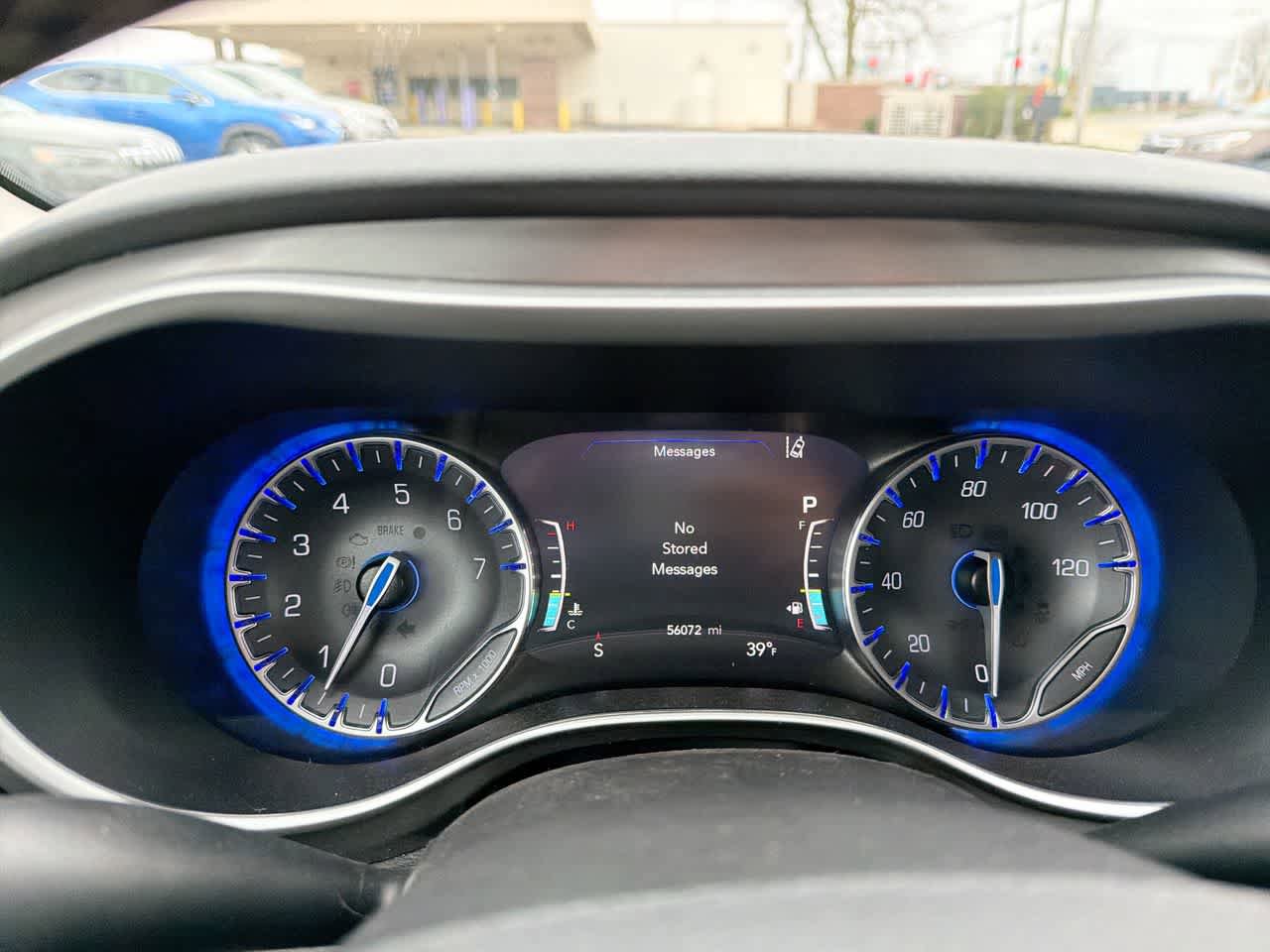 Used 2024 Chrysler Pacifica Touring-L FWD image 34