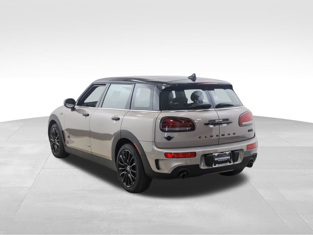 Used 2023 MINI Cooper Clubman S w/ Premium Package image 3