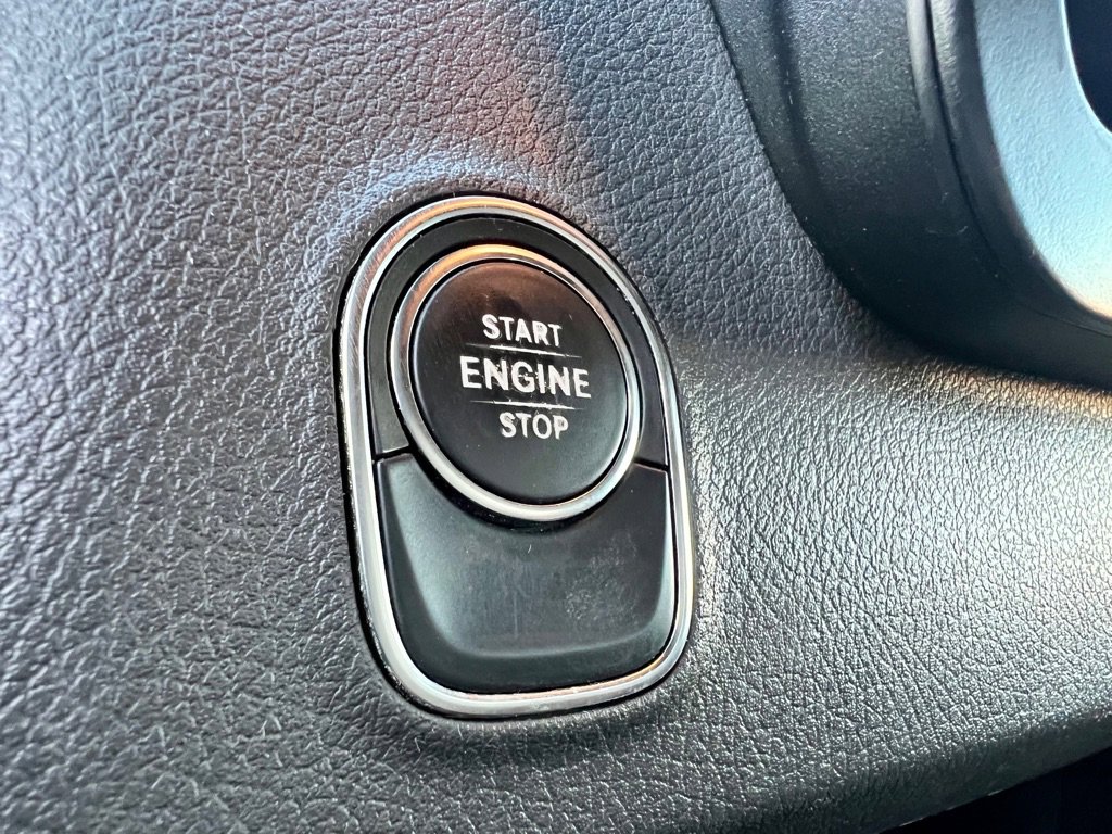 Used 2019 Freightliner Sprinter 2500 image 35