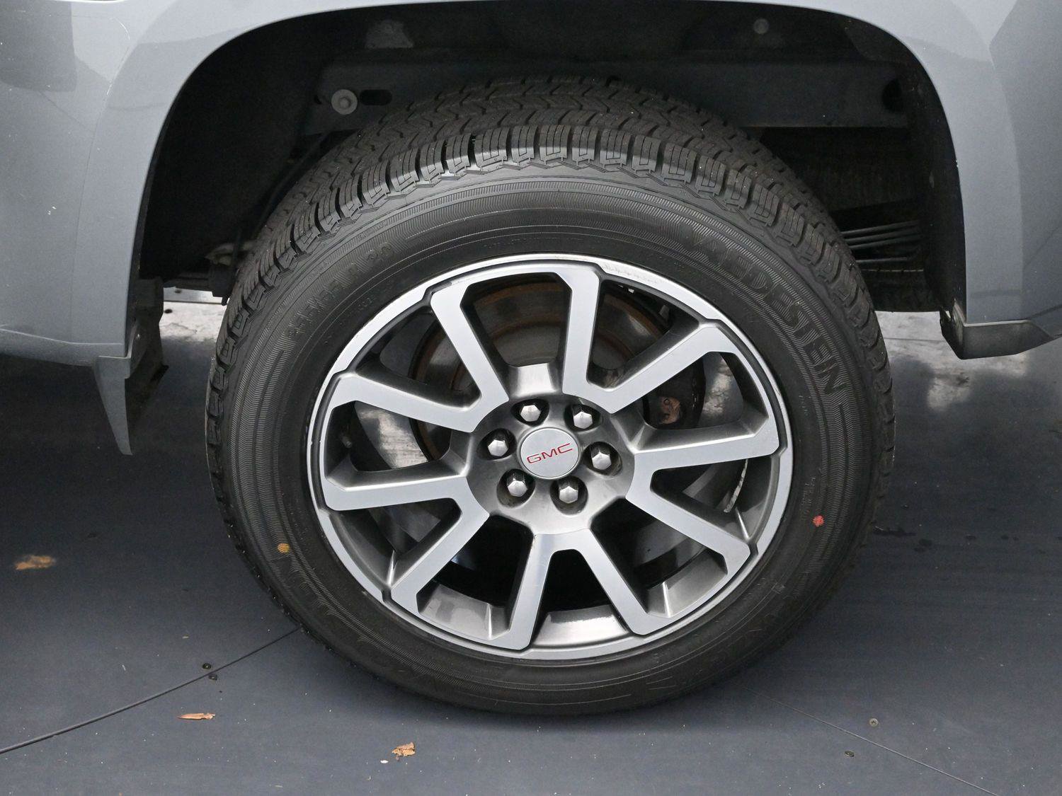 Used 2020 GMC Canyon Denali image 30