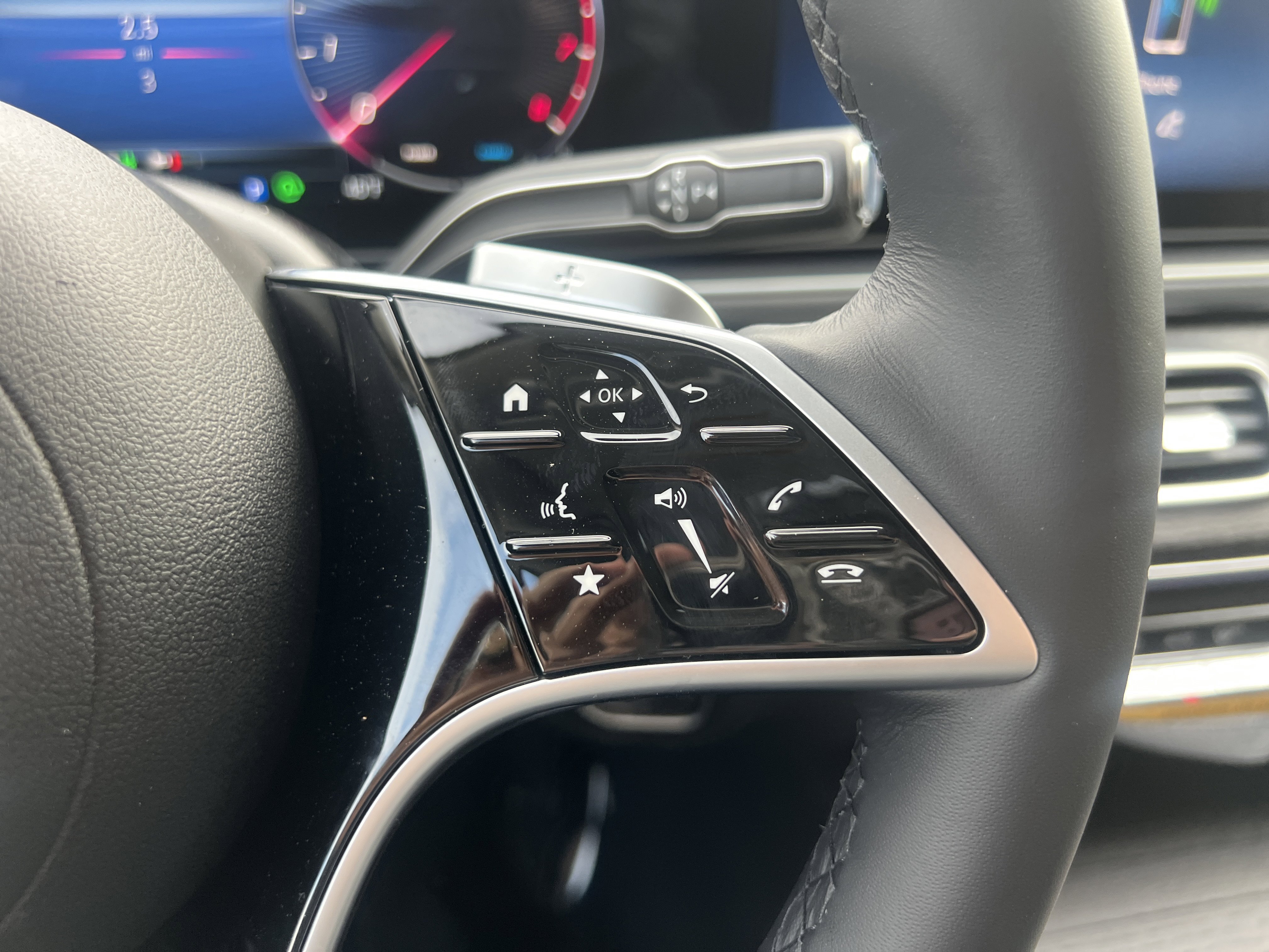 New 2026 Mercedes-Benz GLE 450 4MATIC image 17