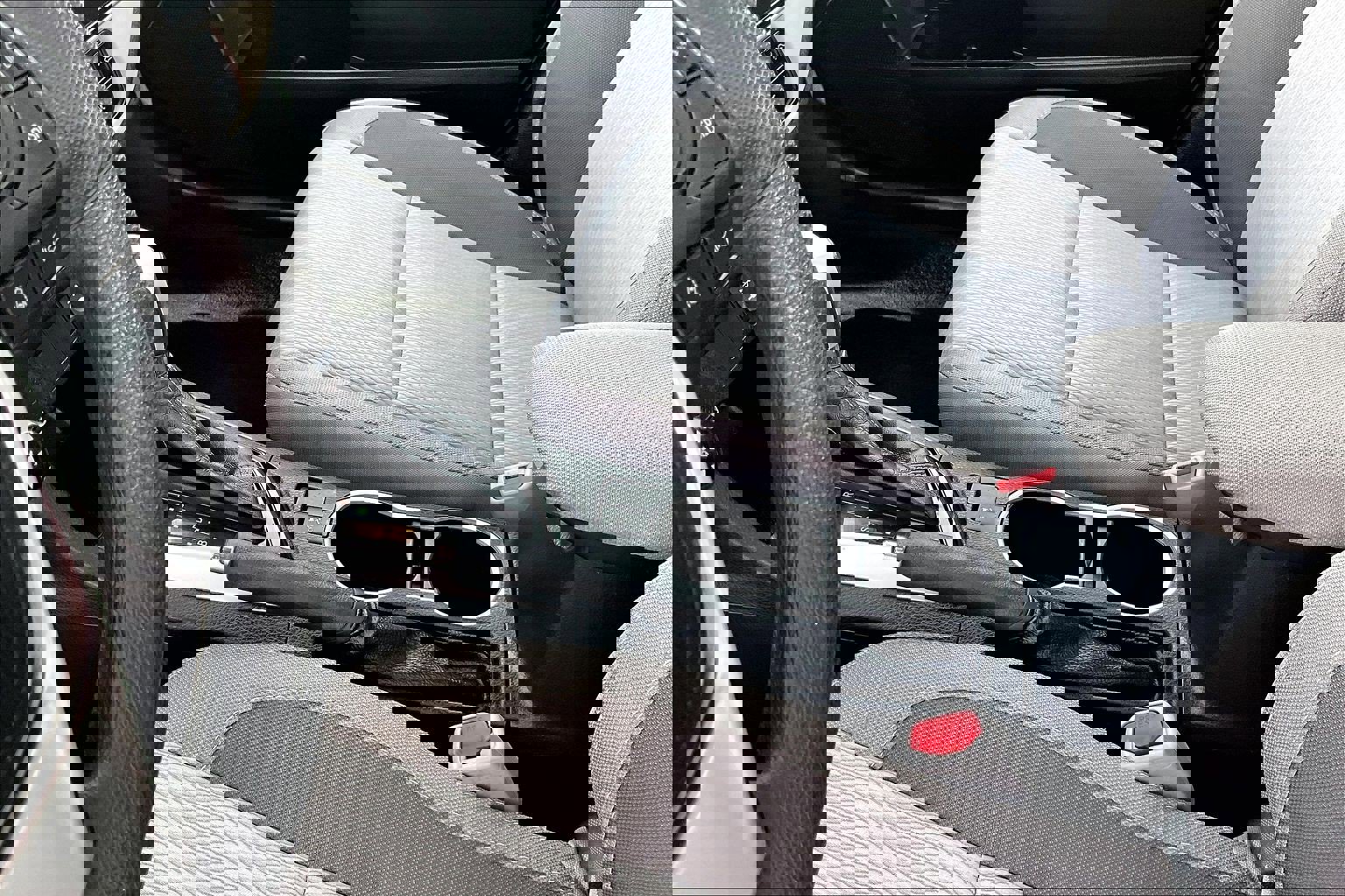 Used 2019 Toyota Corolla L image 13