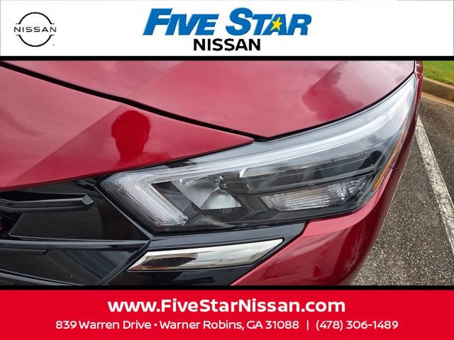 Used 2025 Nissan Versa SR w/ Trunk Package FWD image 15