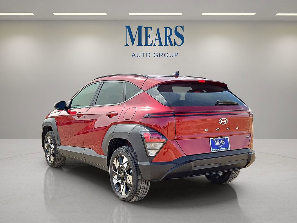Used 2025 Hyundai Kona SEL image 3