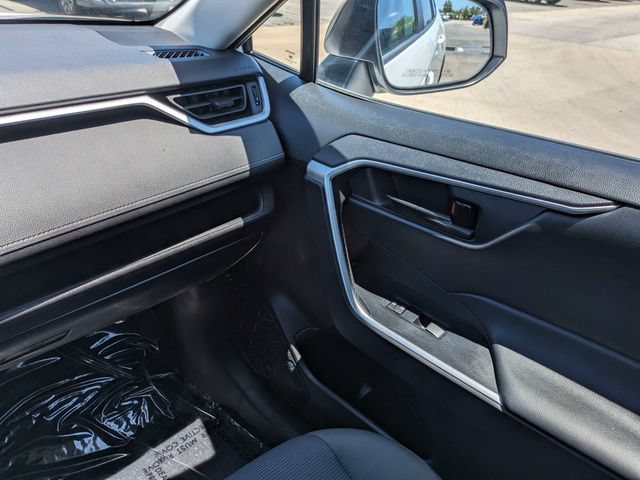 Used 2023 Toyota RAV4 LE FWD image 18